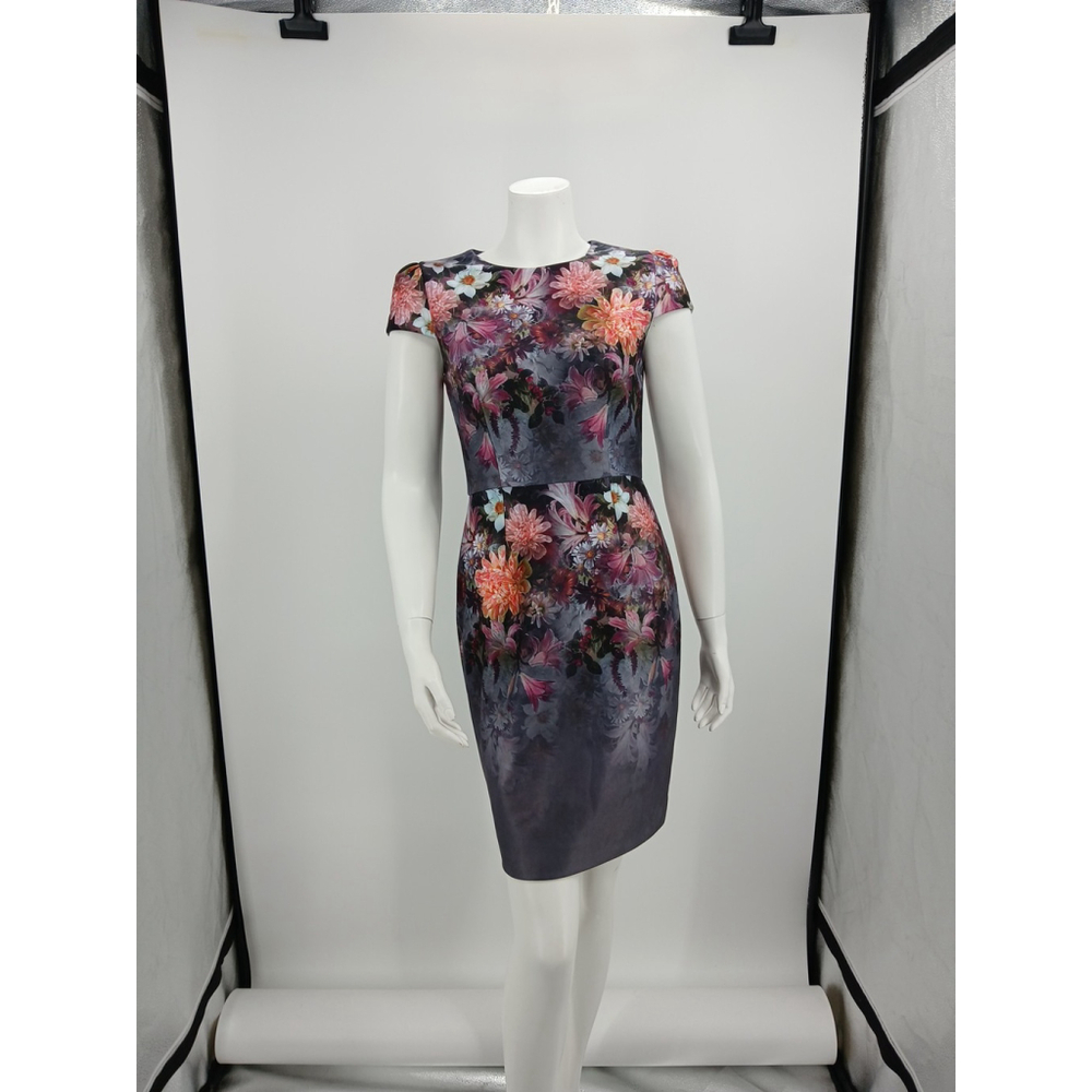 Betsey Johnson Dress Womens 2 Gray Pink Daisies Flowers Pencil Scuba Small Betsy